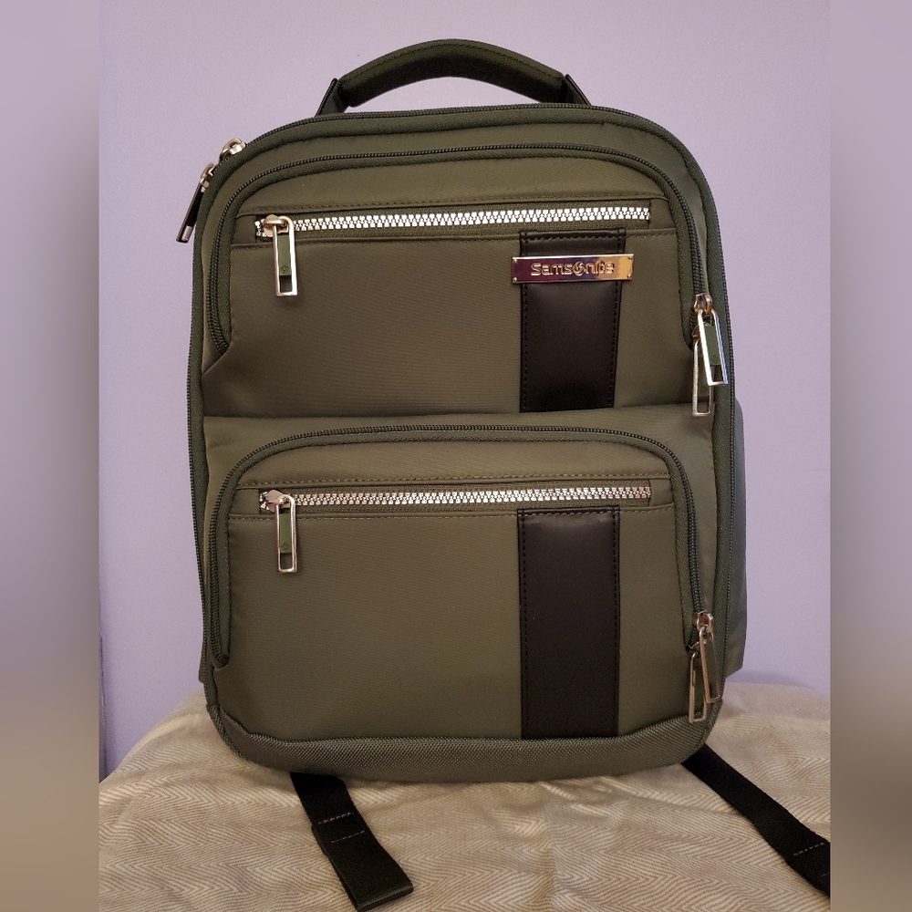 Samsonite Women's NuRoad 14.1" Backpack